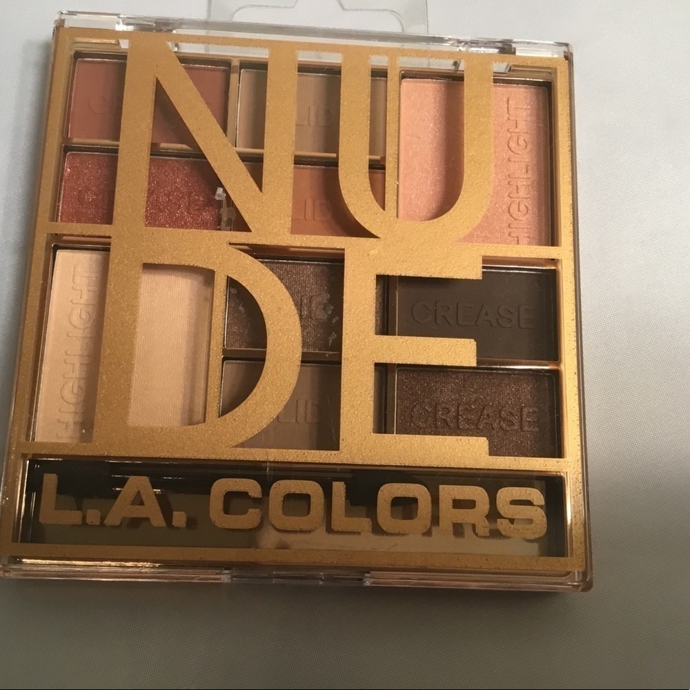 Nude L.A. COLORS ALL IN ONE EYESHADOW‎ PALETTE 135 NUDE (1 )